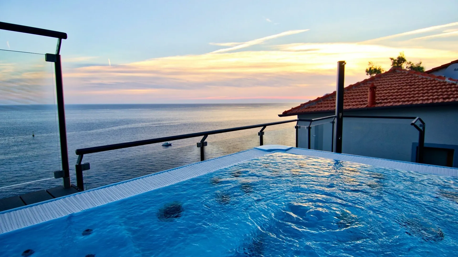 Hotel Creuza De Mae Riomaggiore 3*,  Italien